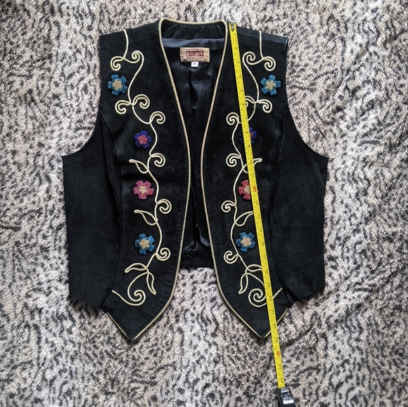 Vintage beaded suede vest - Picture 8 of 9